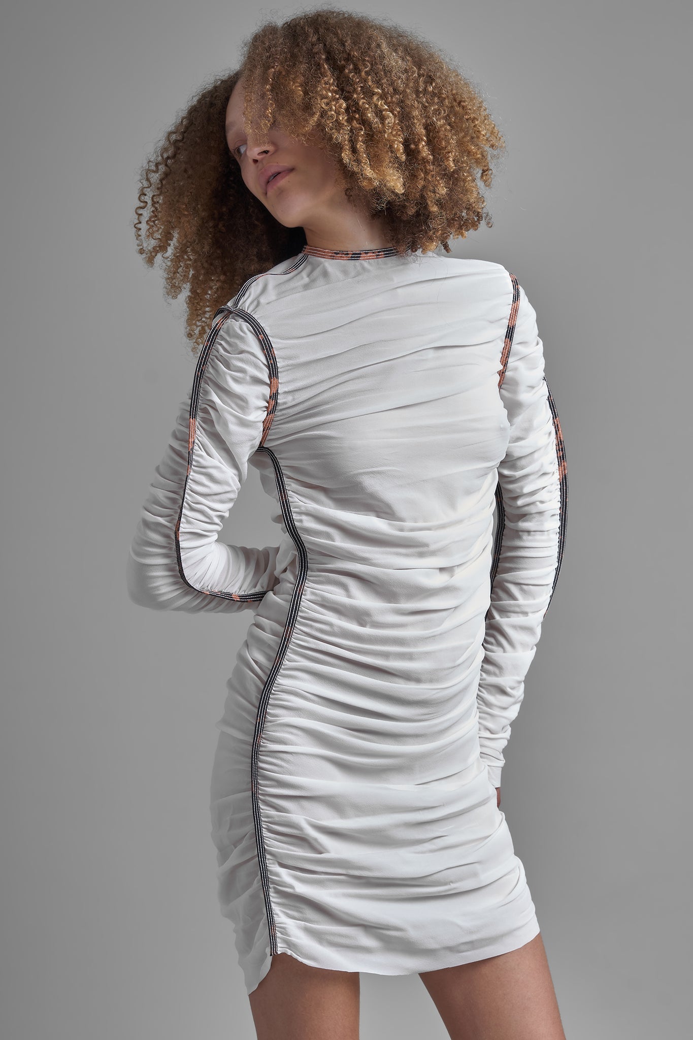 Vestido Mini de Seda Drapeada - Branco