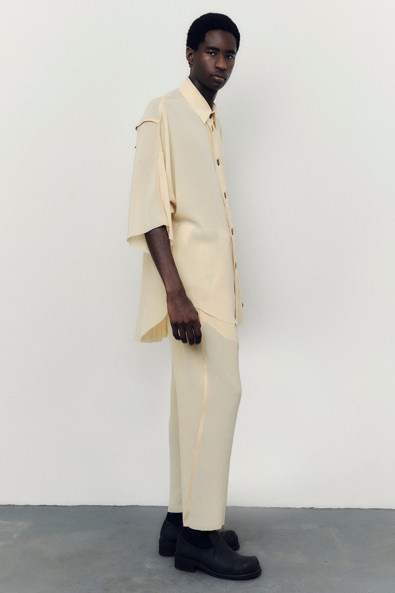 Calça Cós Elástico em Seda - Amarelo Manteiga