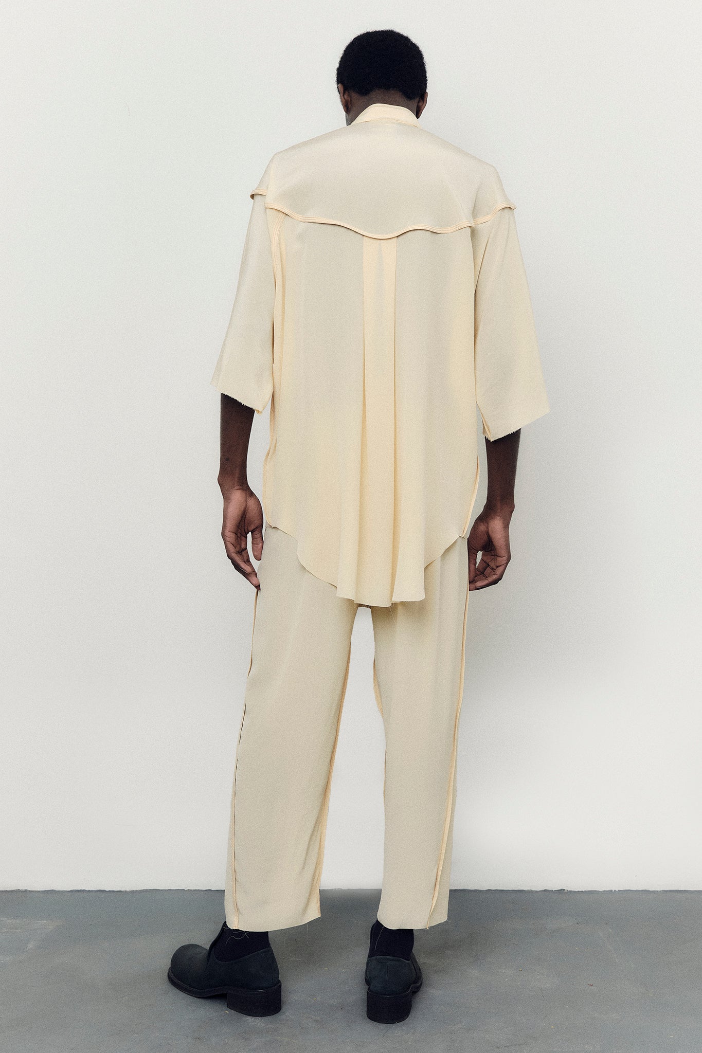 Calça Cós Elástico em Seda - Amarelo Manteiga