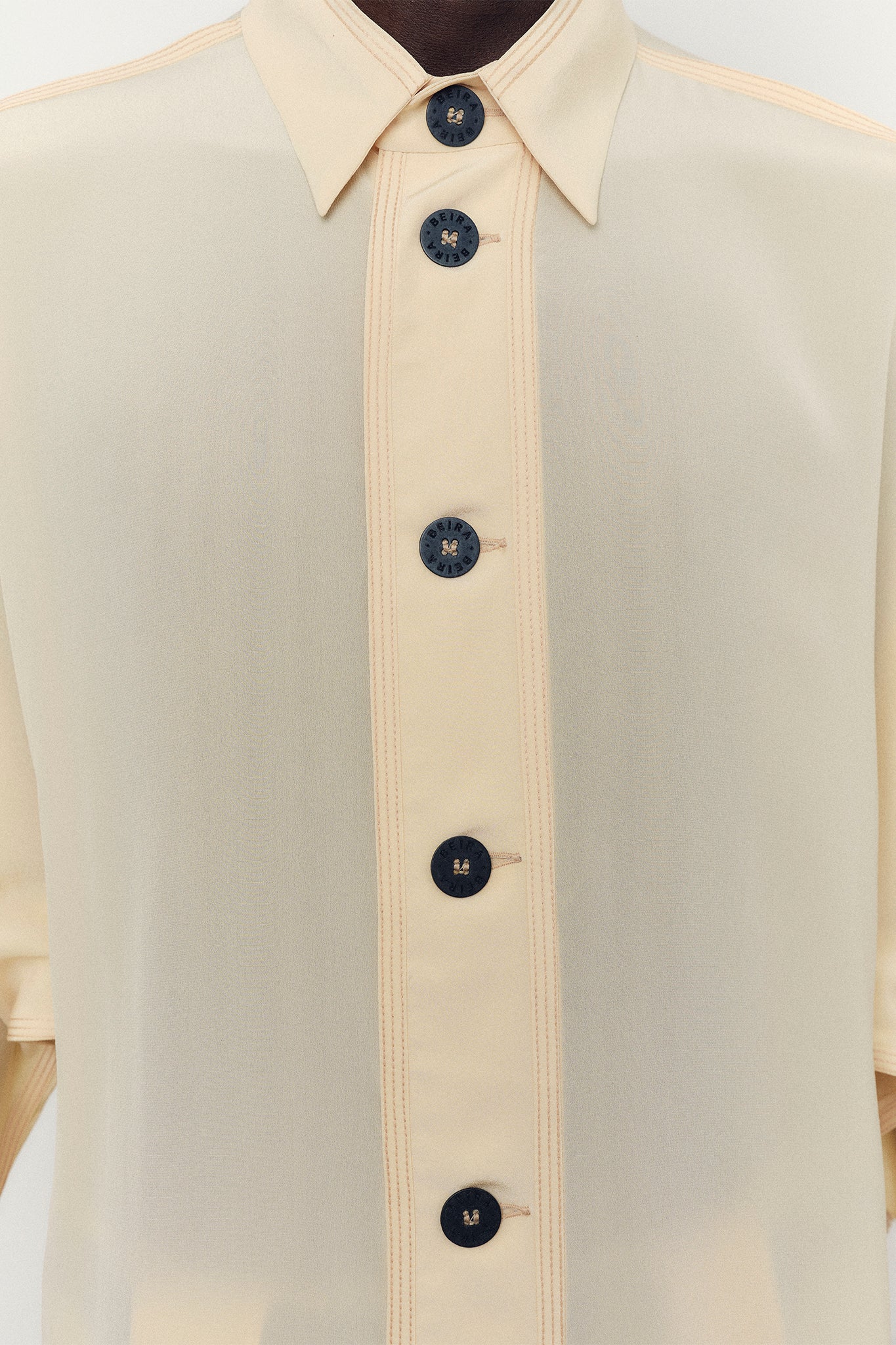 Camisa Oversized em Seda - Amarelo Manteiga