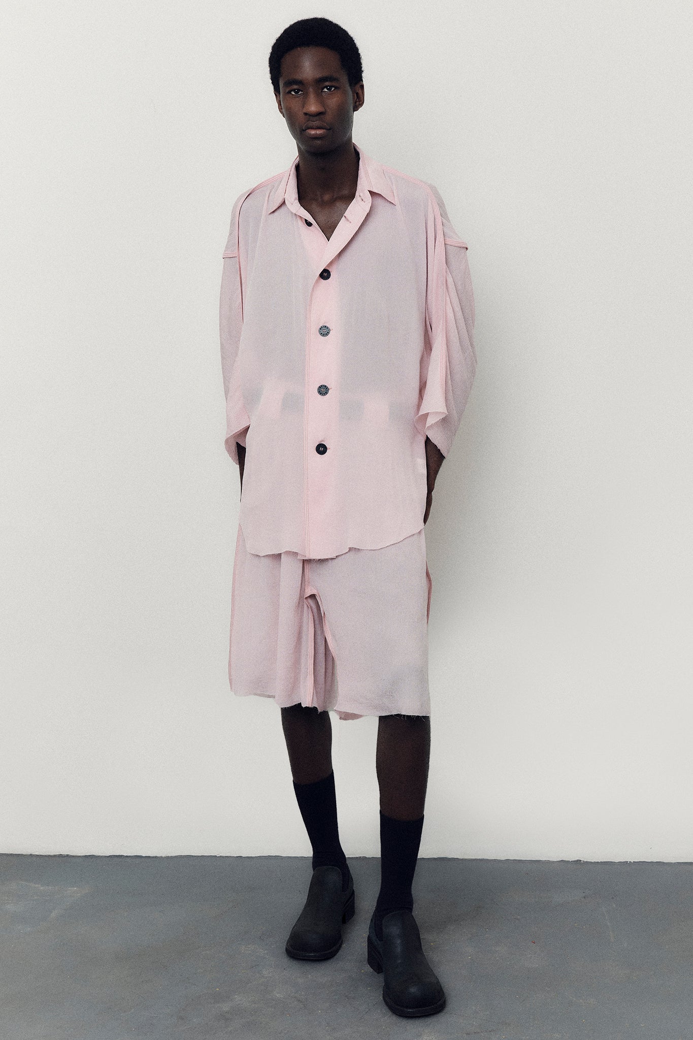 Bermuda com Franzidos em Seda Texturizada - Rosa Pêssego