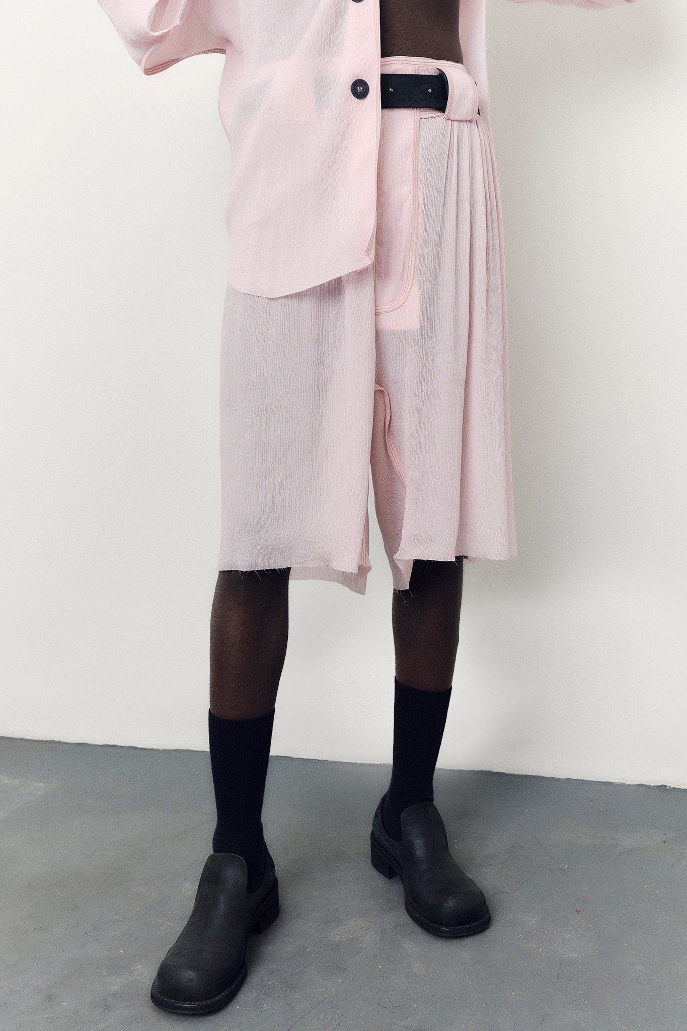 Bermuda com Franzidos em Seda Texturizada - Rosa Pêssego