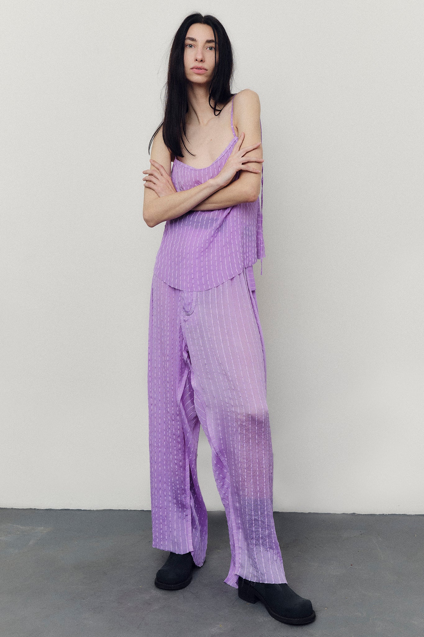 Top Decote Costas em Seda Texturizada - Lilás