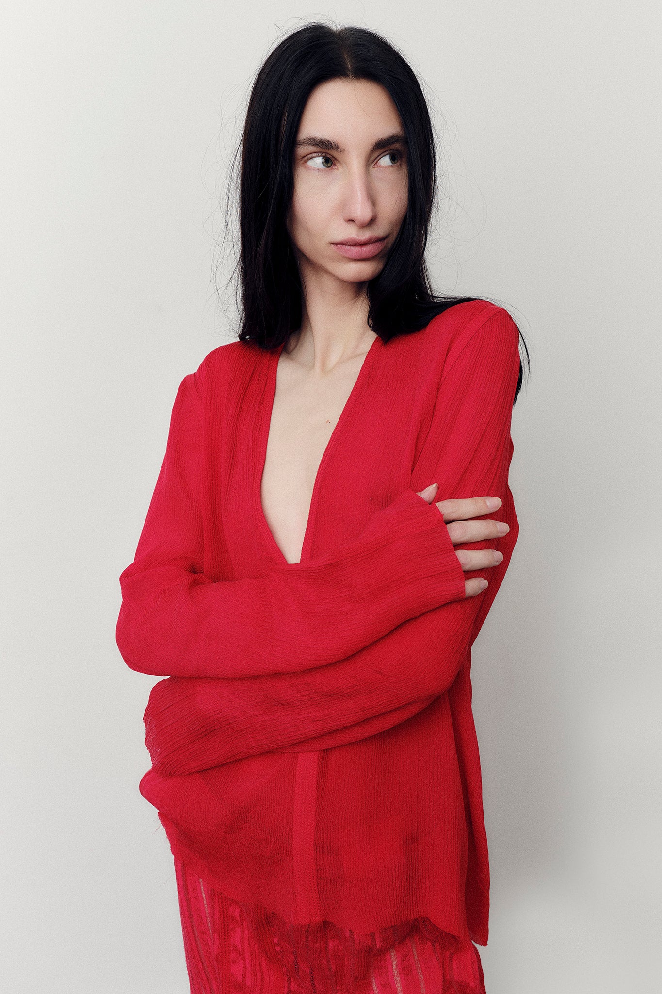 Blusa Decote V Slim em Seda Texturizada - Vermelho