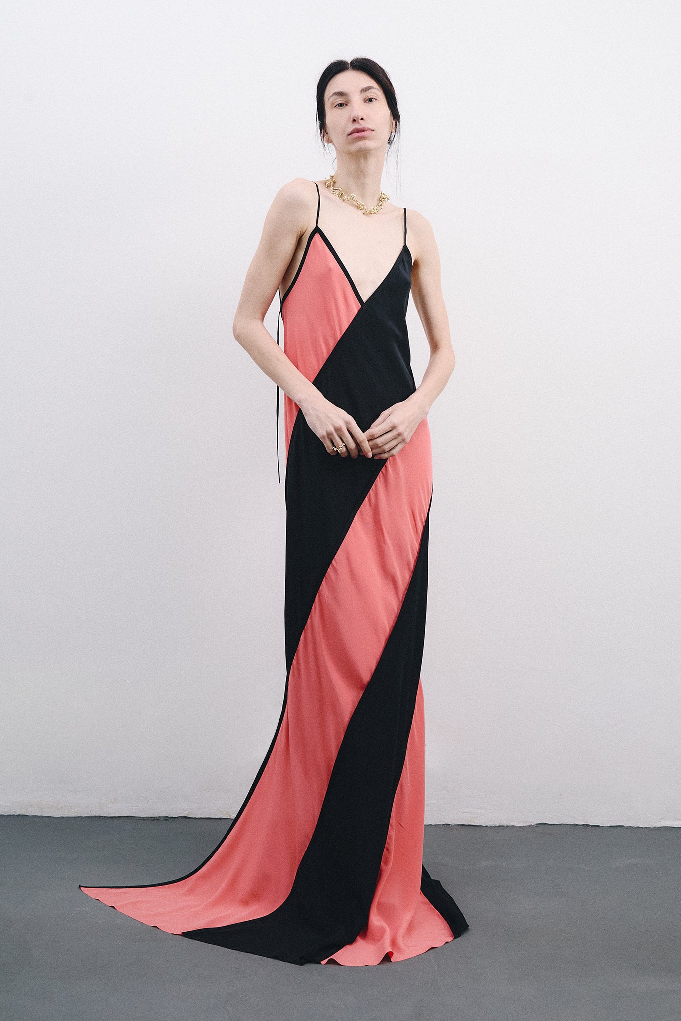 Vestido Espiral em Seda - Preto&Rosa