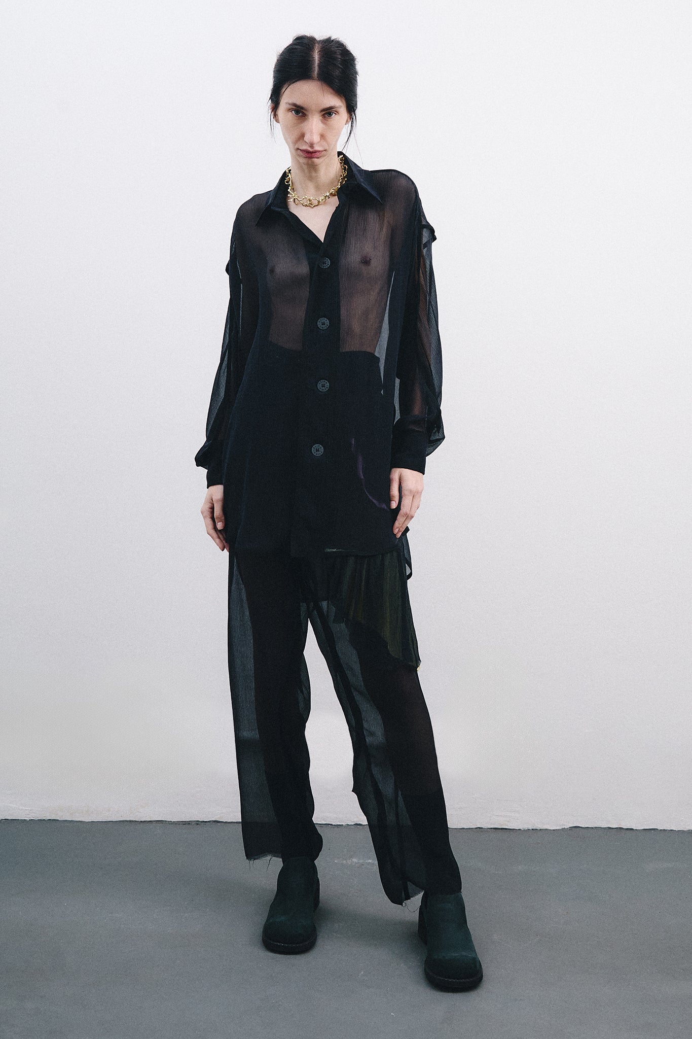 Calça Pirata Detalhe Colorido em Seda Chiffon - Preto