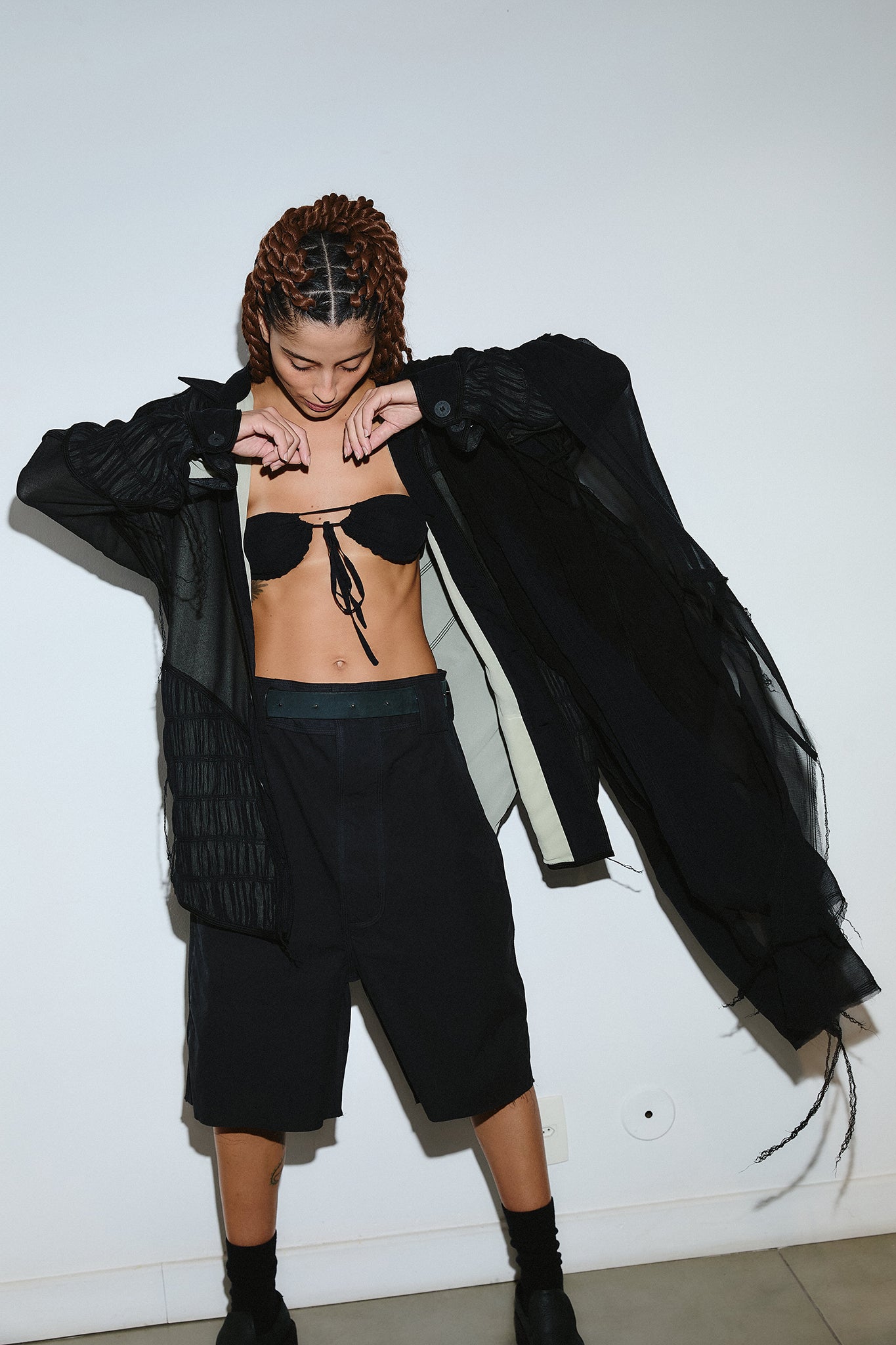 Bralette Amarração Seda Texturizada - Preto