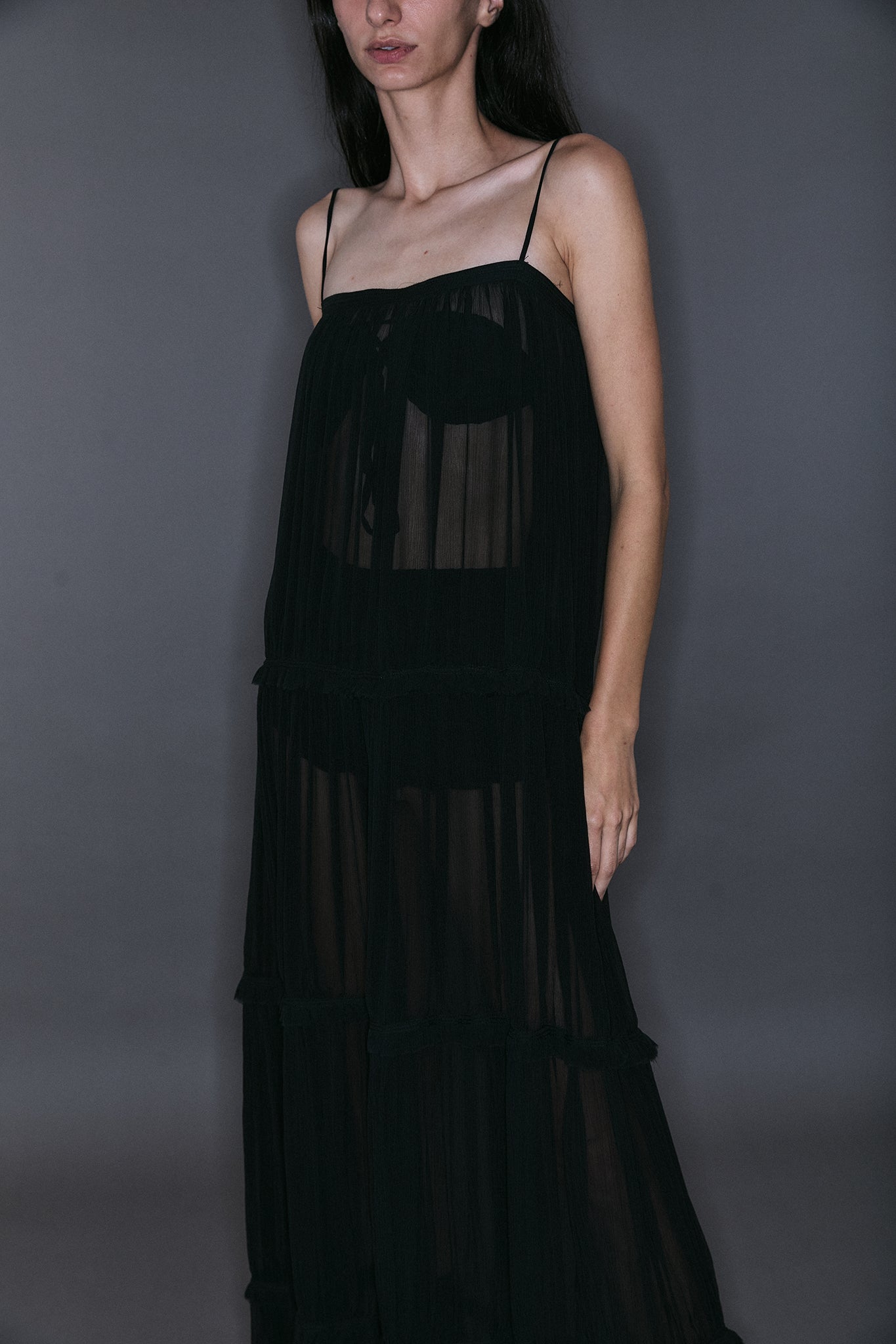 Vestido de Seda em Camadas - Preto