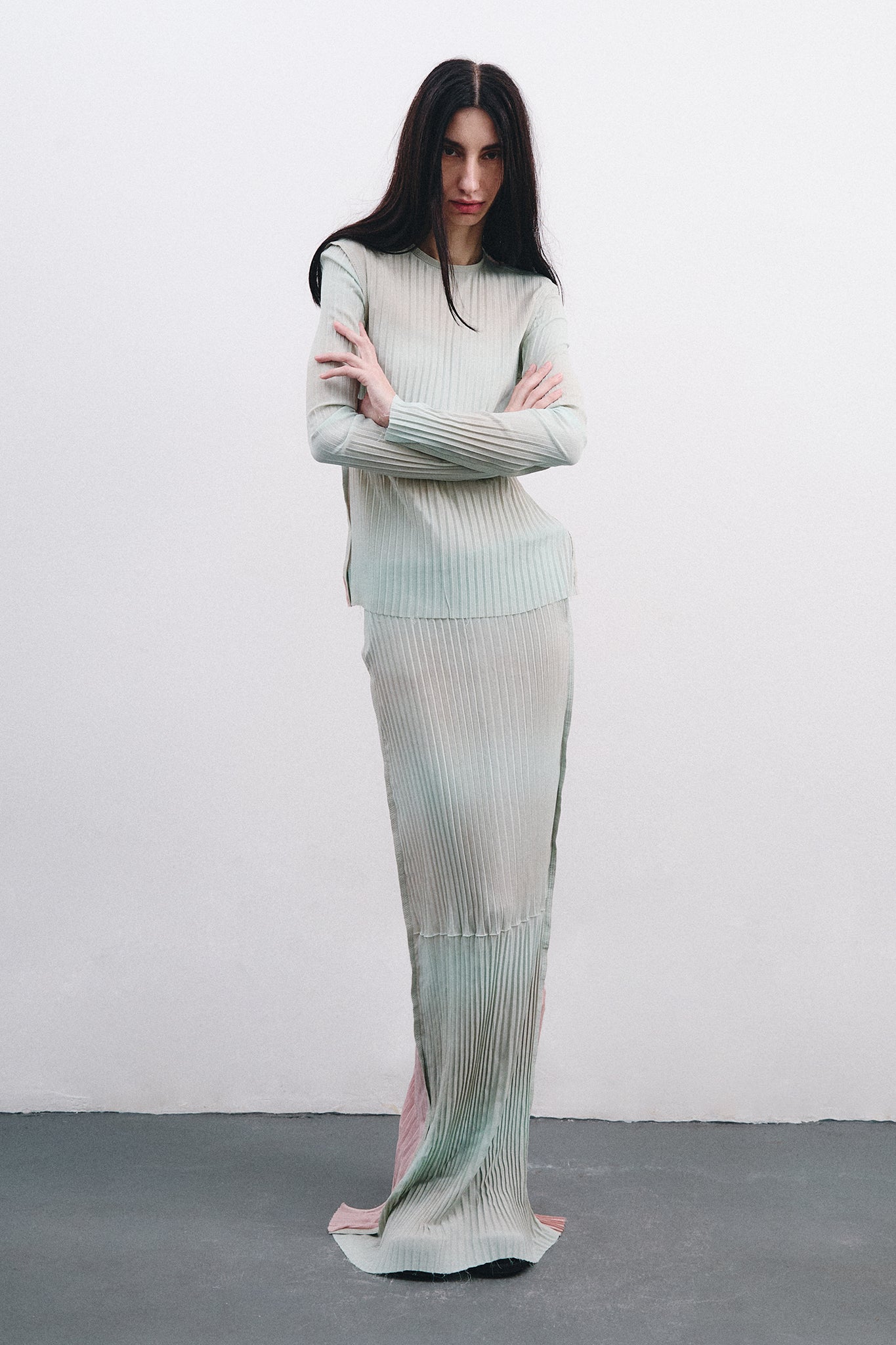 Saia Lápis Longa em Seda Plissada - Azul&Rosa