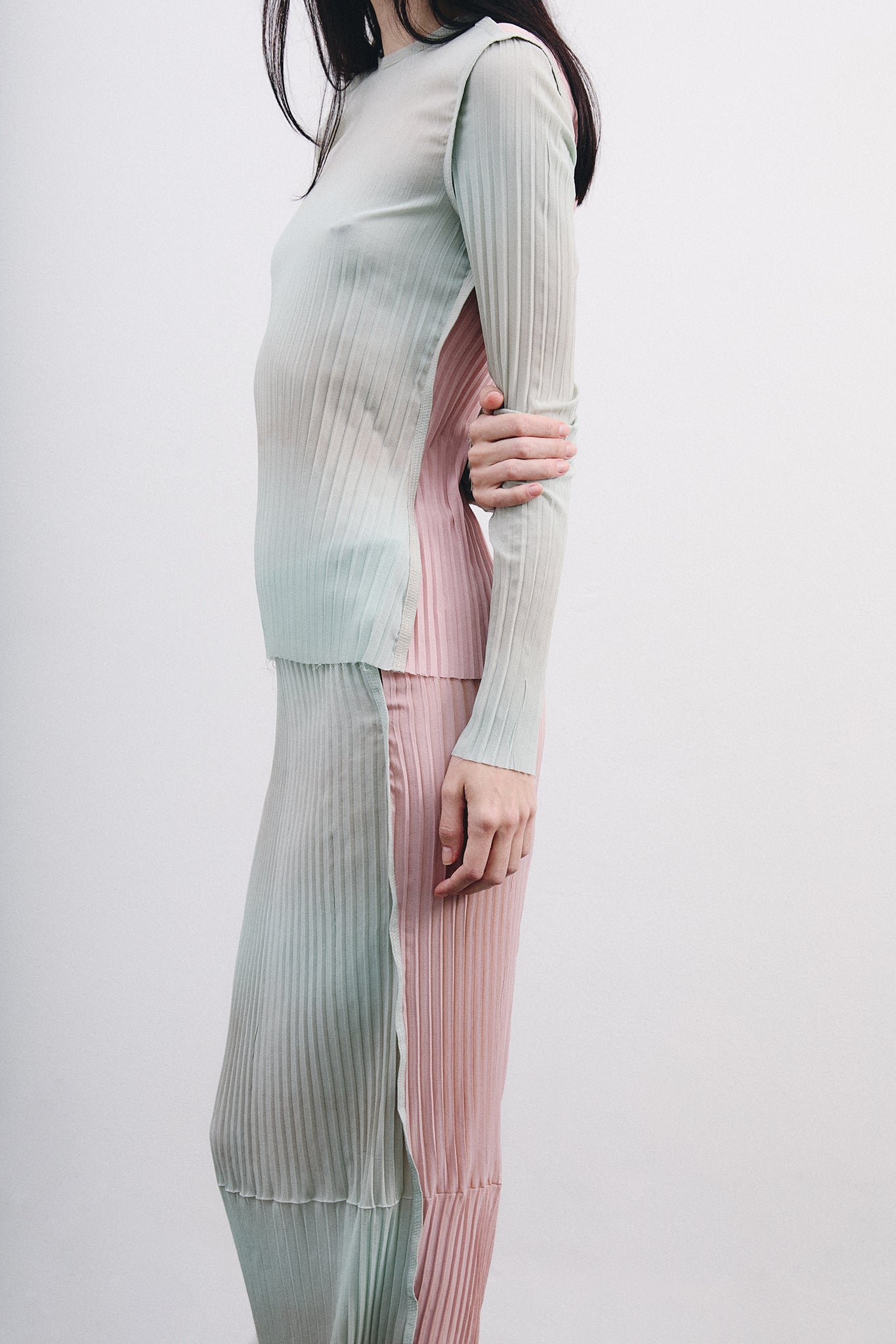 Blusa Slim em Seda Plissada - Azul&Rosa