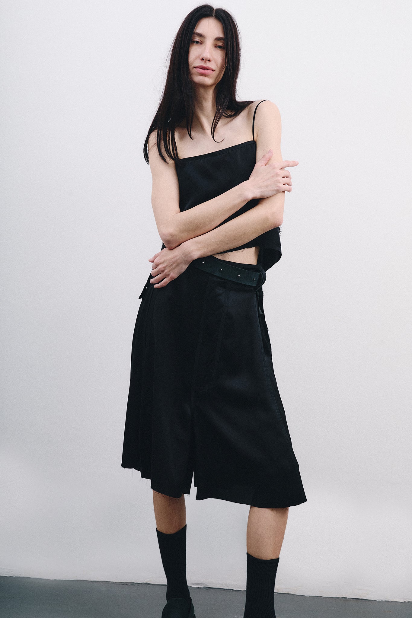 Bermuda Prega Única em Seda - Preto