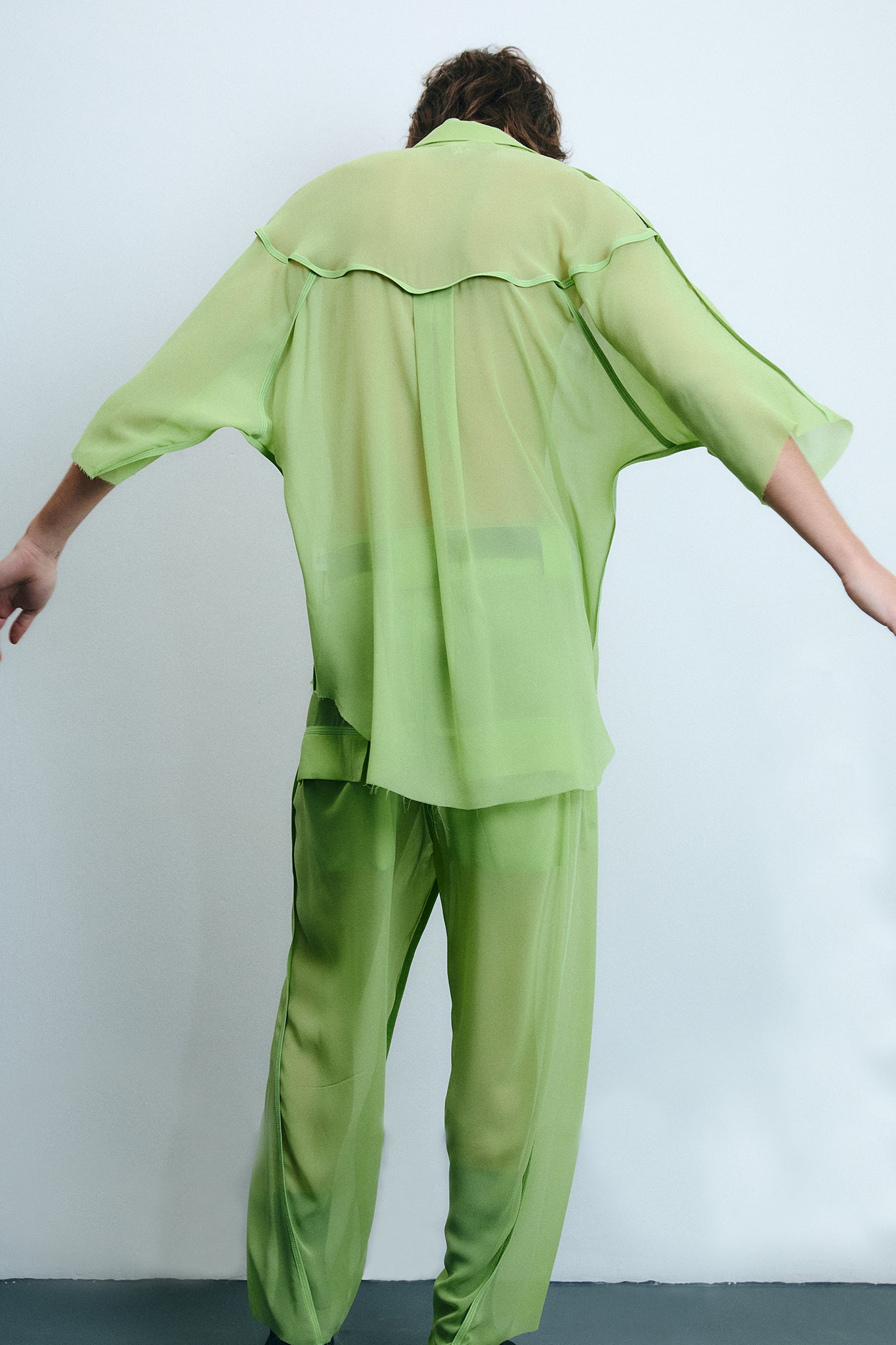 Camisa Oversized em Seda - Verde