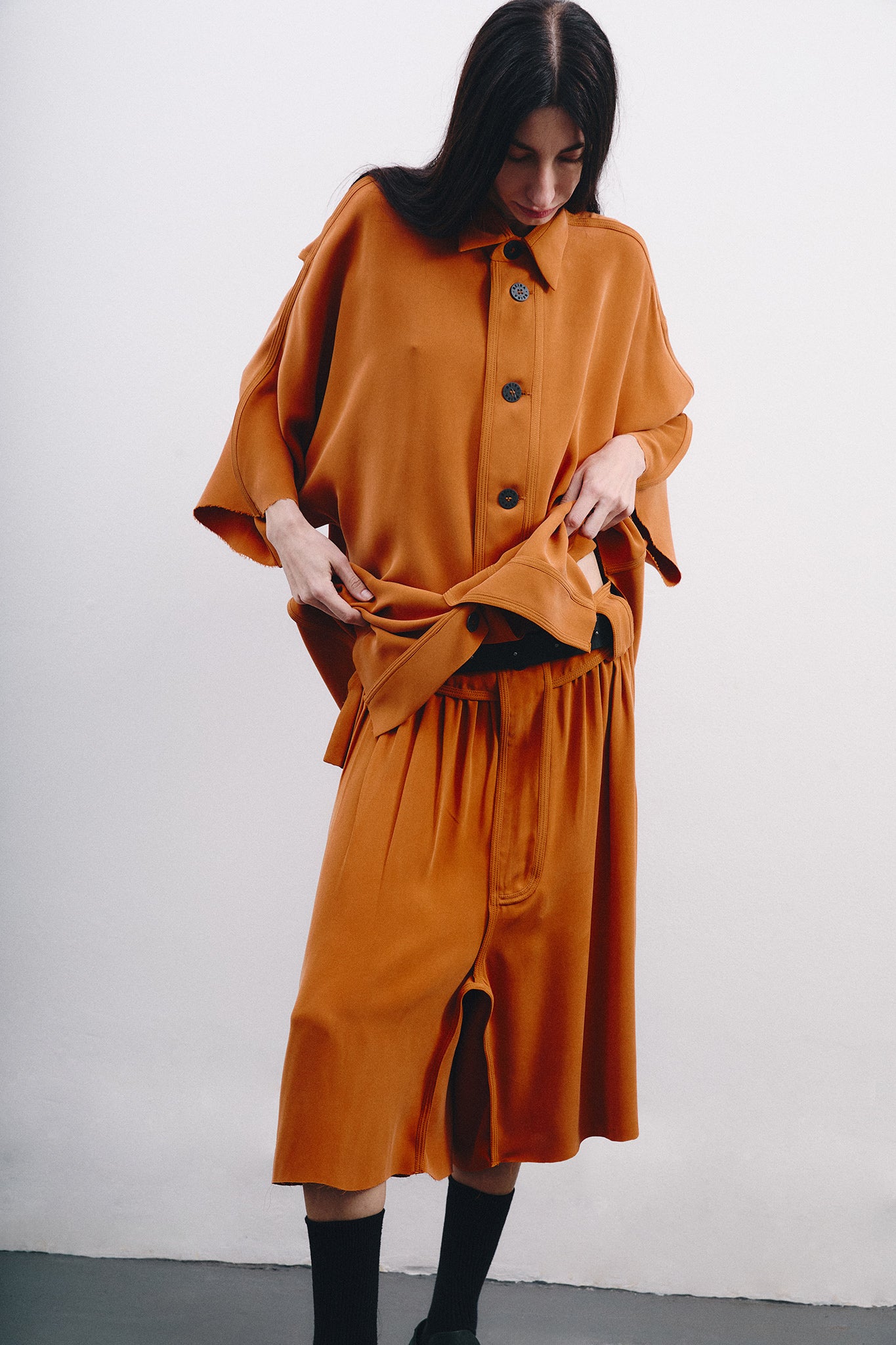 Bermuda com Franzidos em Seda - Laranja