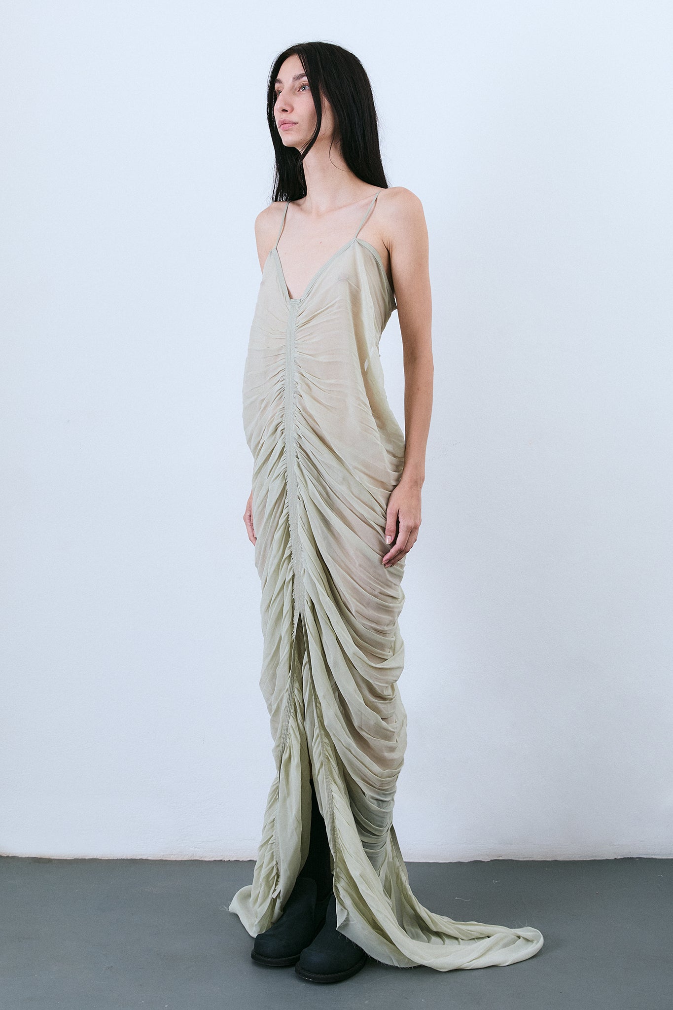 Vestido Sereia em Seda Drapeada - Verde Claro