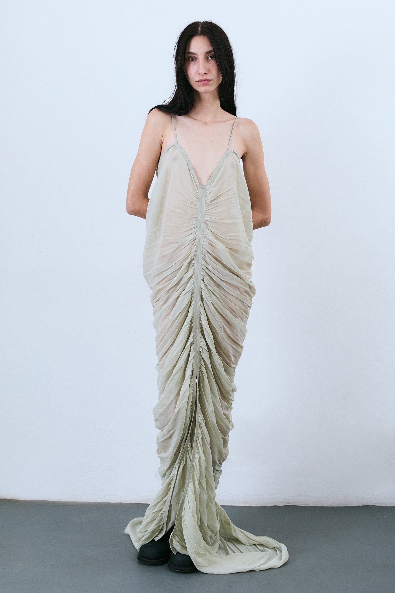 Vestido Sereia em Seda Drapeada - Verde Claro