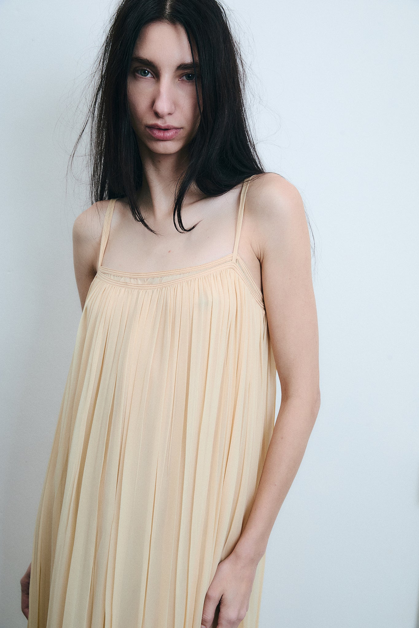 Vestido Maxi em Seda Franzida - Bege Claro