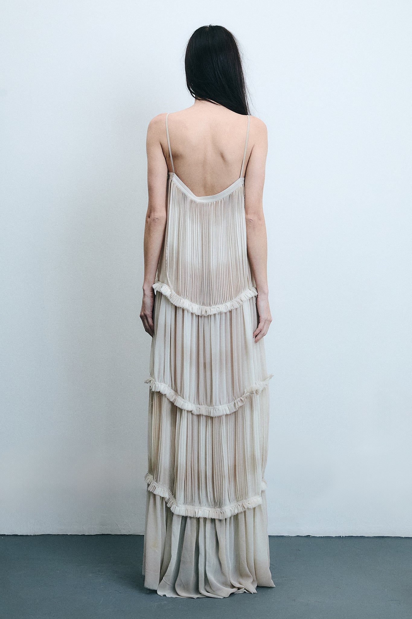 Vestido de Seda em Camadas - Branco Tingido