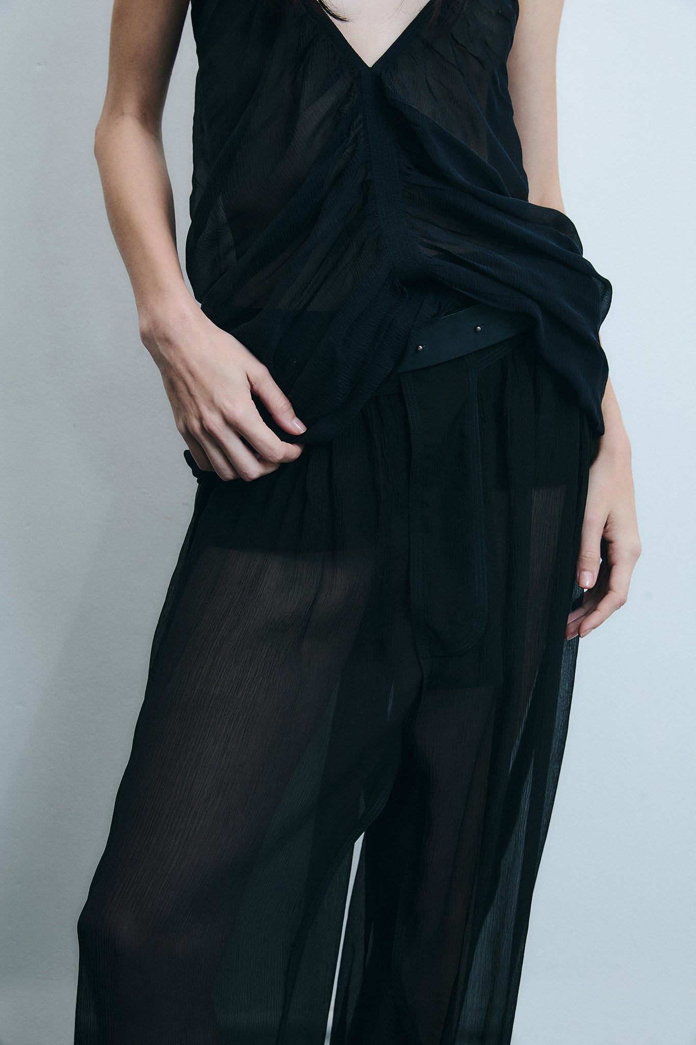 Calça Ampla em Seda Franzida - Preto