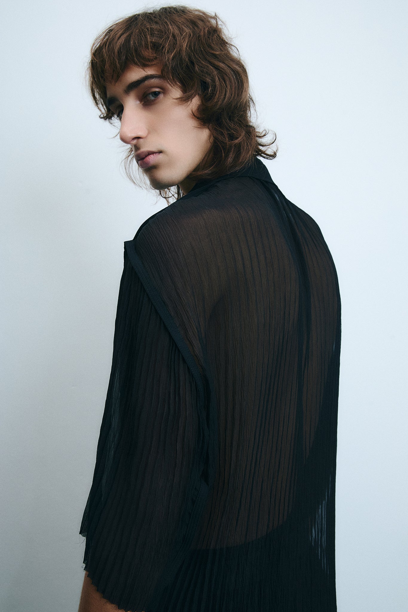 Camisa Manga Curta em Seda Plissada - Preto