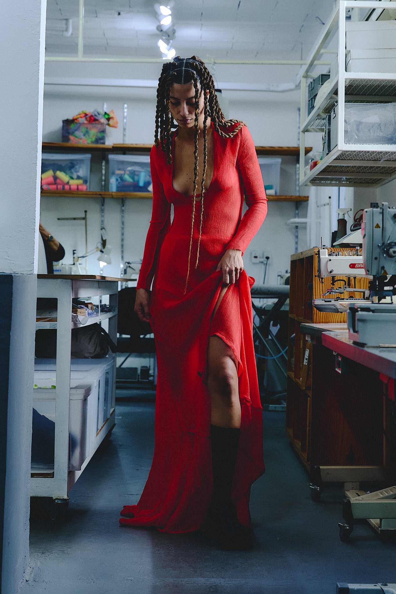 Maxi Vestido com Cauda de Seda Chiffon - Vermelho