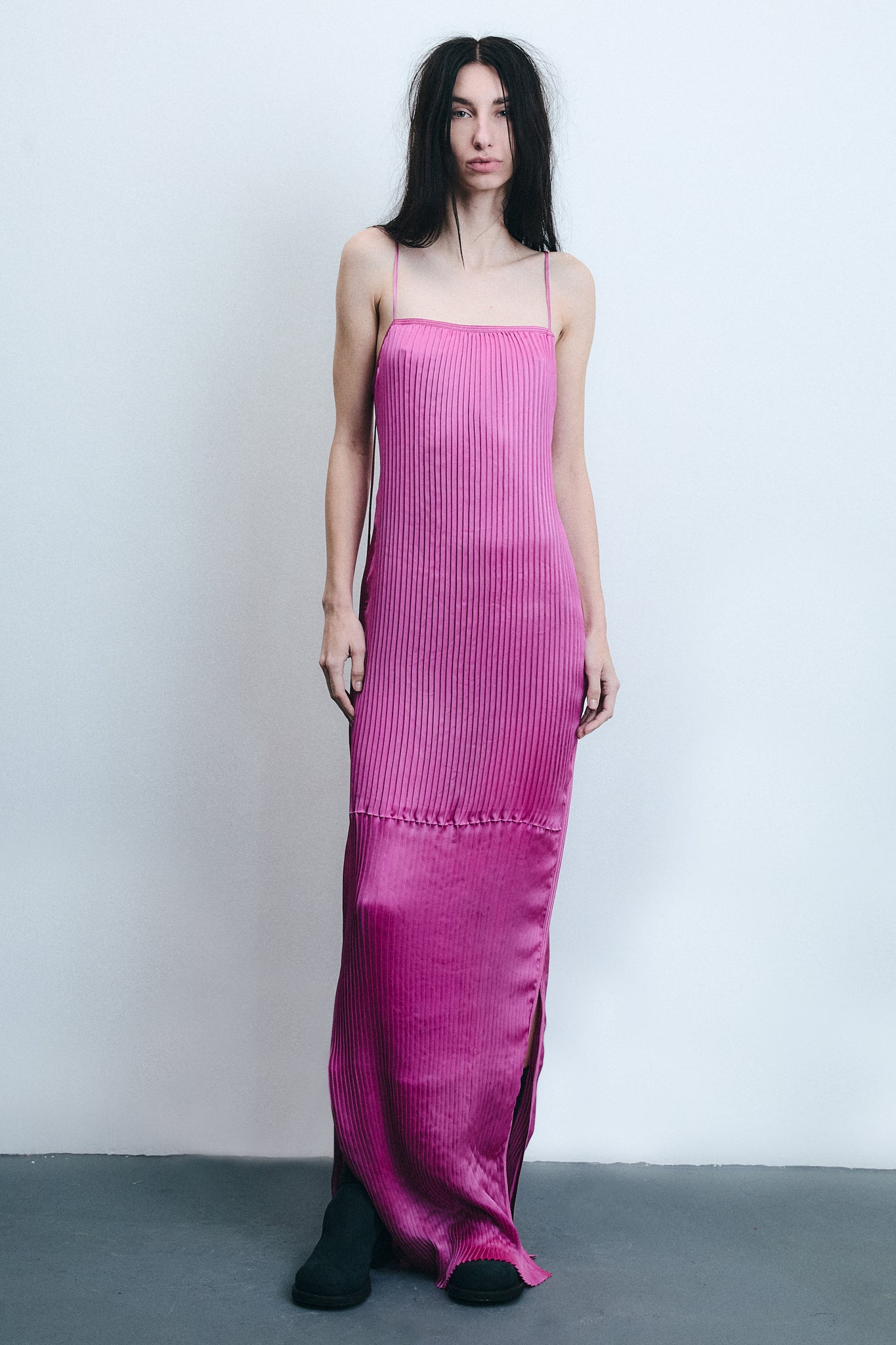 Vestido Plissado Sanfona em Seda - Rosa
