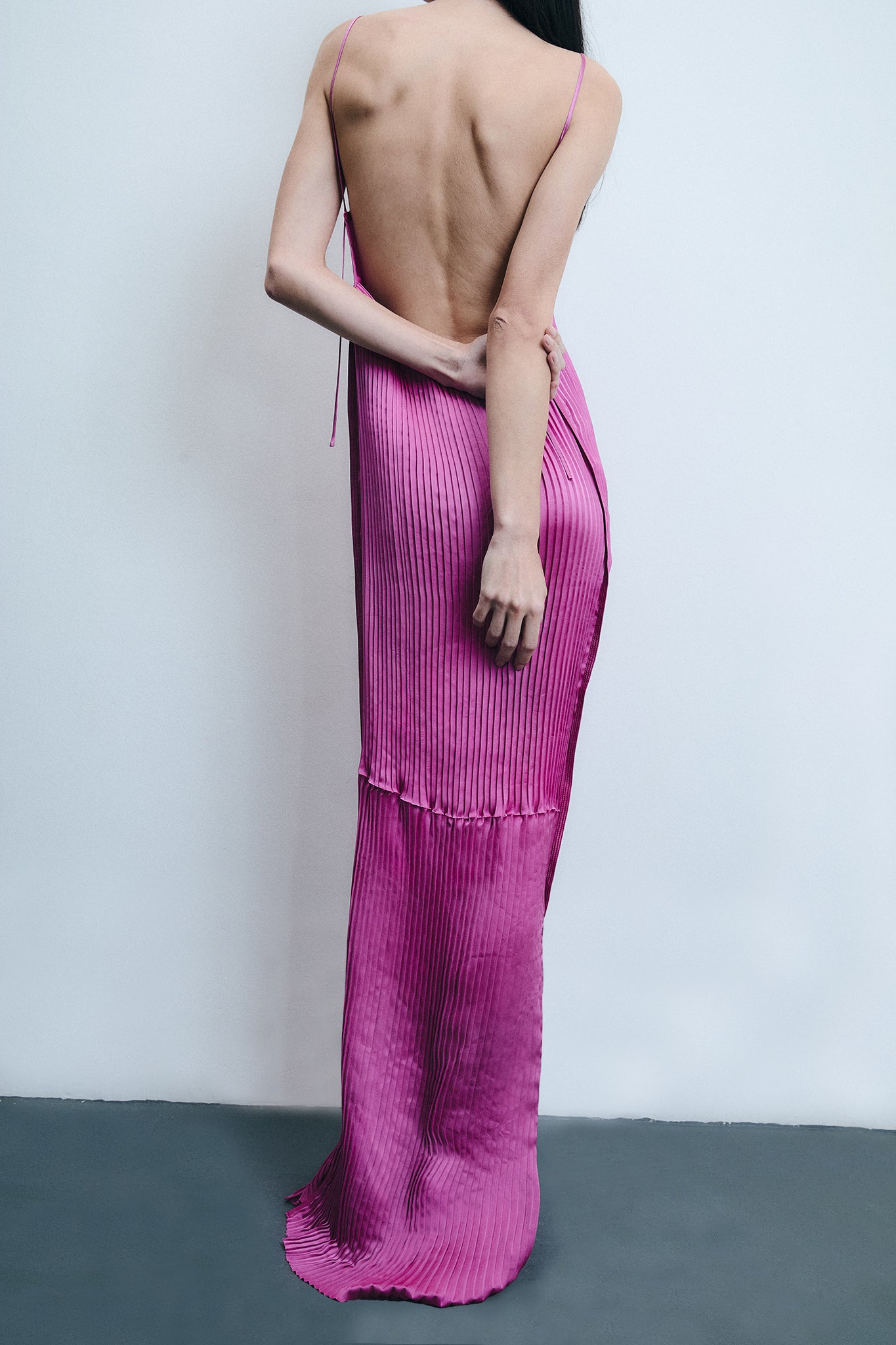Vestido Plissado Sanfona em Seda - Rosa