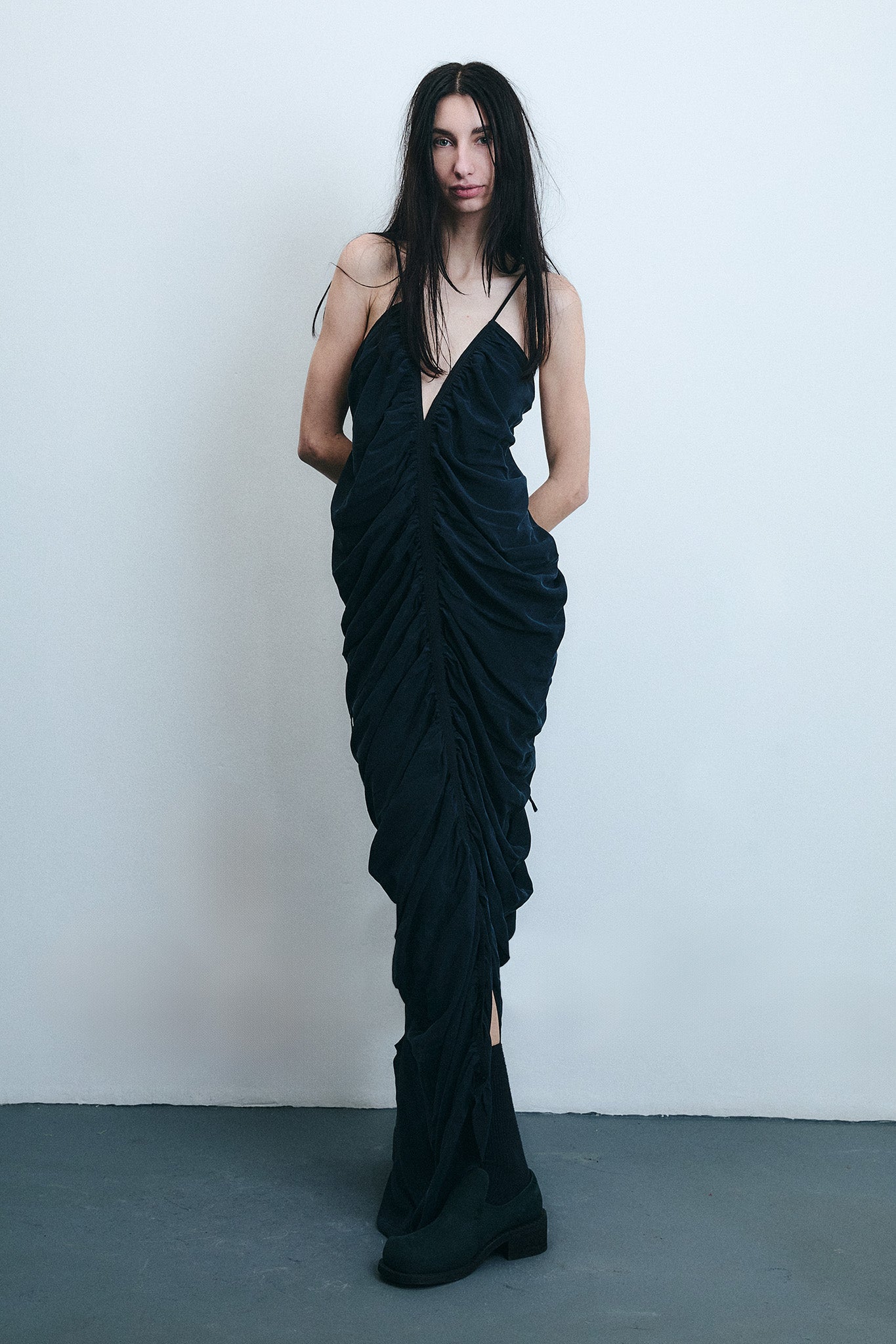 Vestido Sereia em Seda Drapeada - Preto