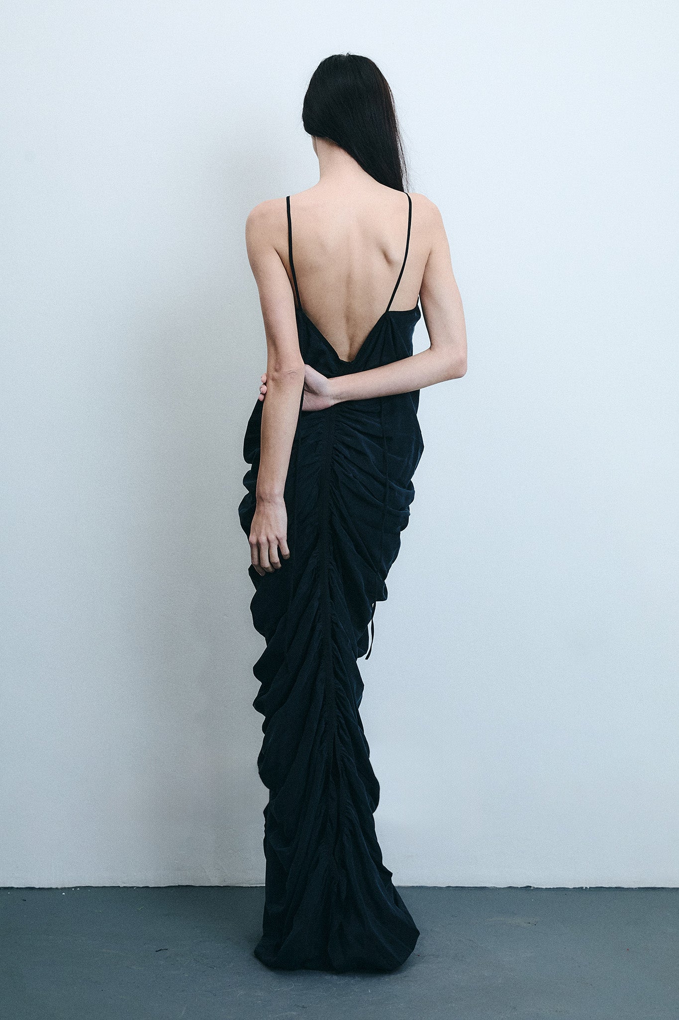Vestido Sereia em Seda Drapeada - Preto