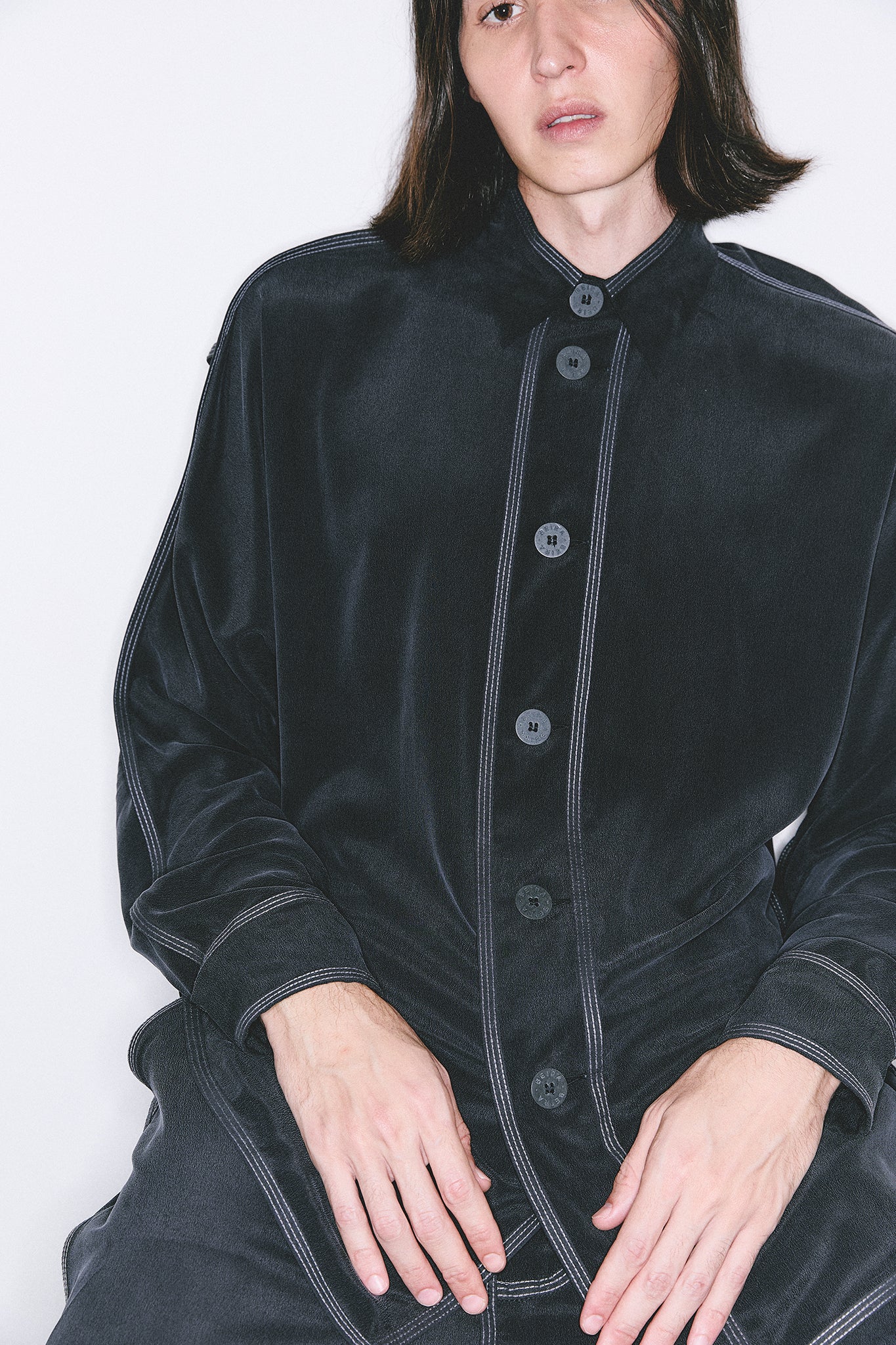 Camisa Ampla Seda - Cinza Chumbo
