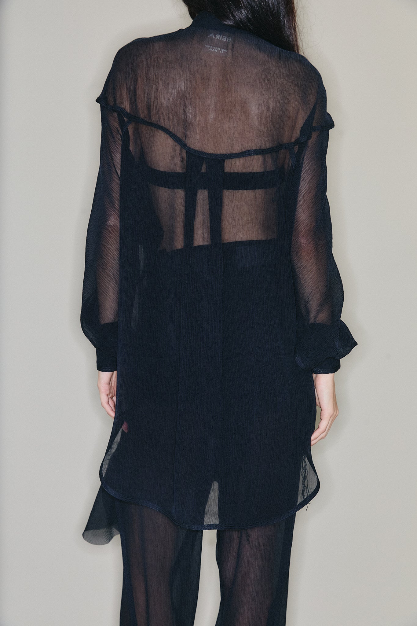Camisa Pirata em Seda Chiffon - Preto