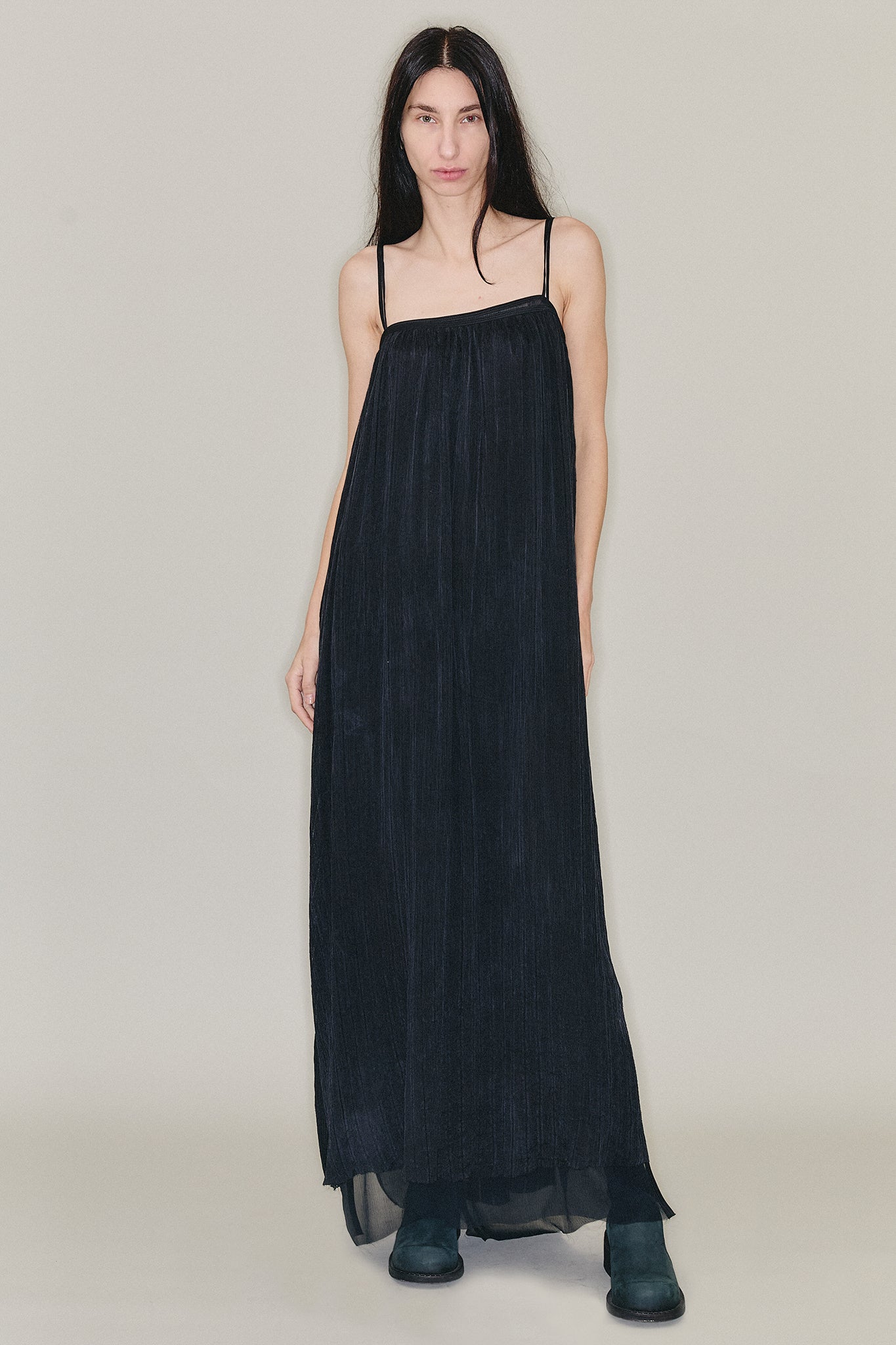 Vestido Maxi em Seda Franzida – Preto