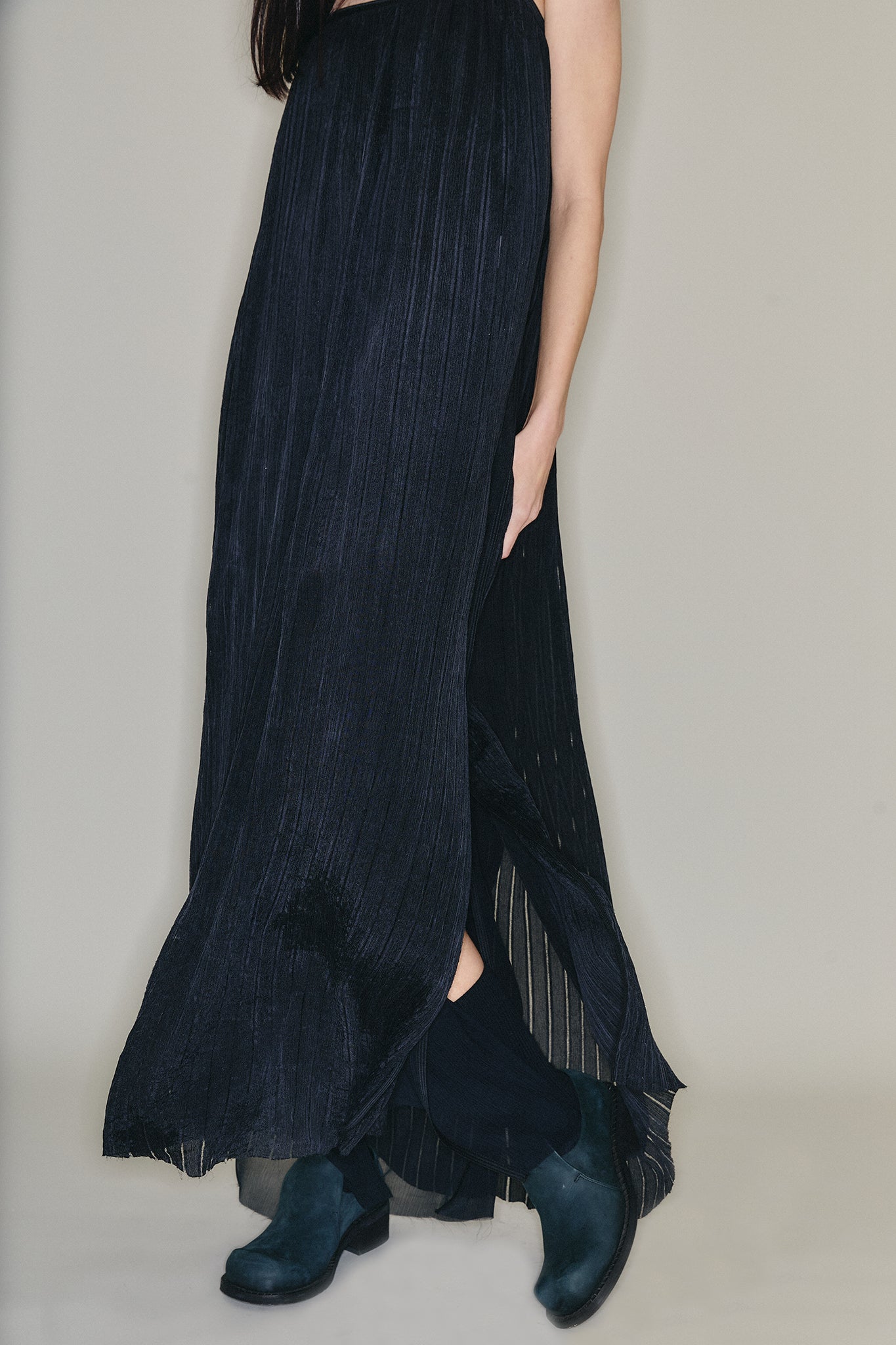 Vestido Maxi em Seda Franzida – Preto
