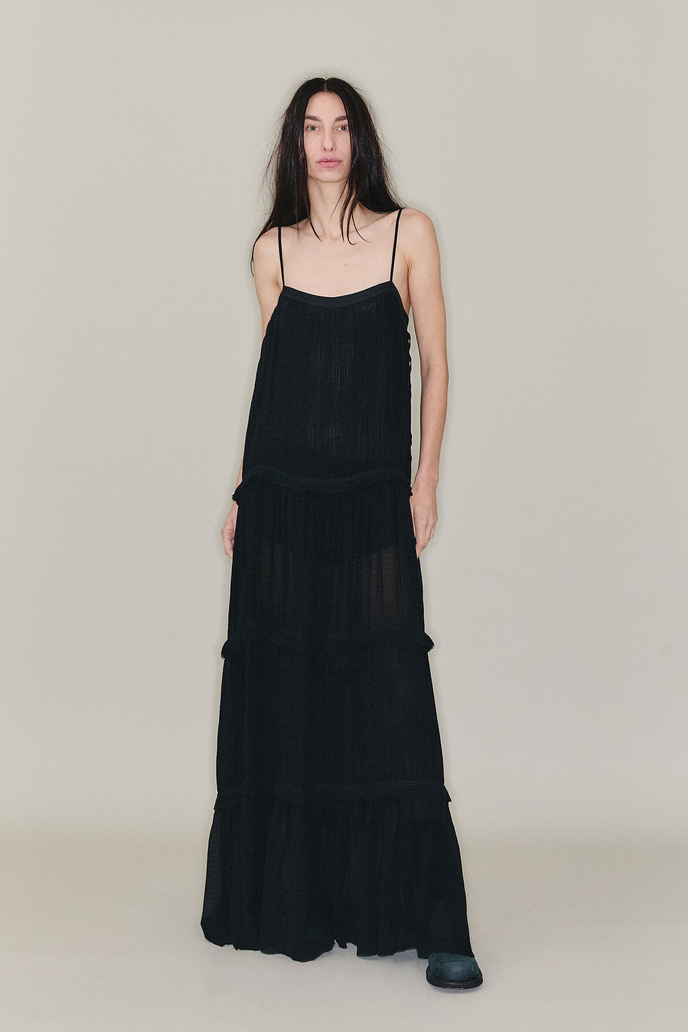 Vestido em Camadas de Seda Plissada - Preto