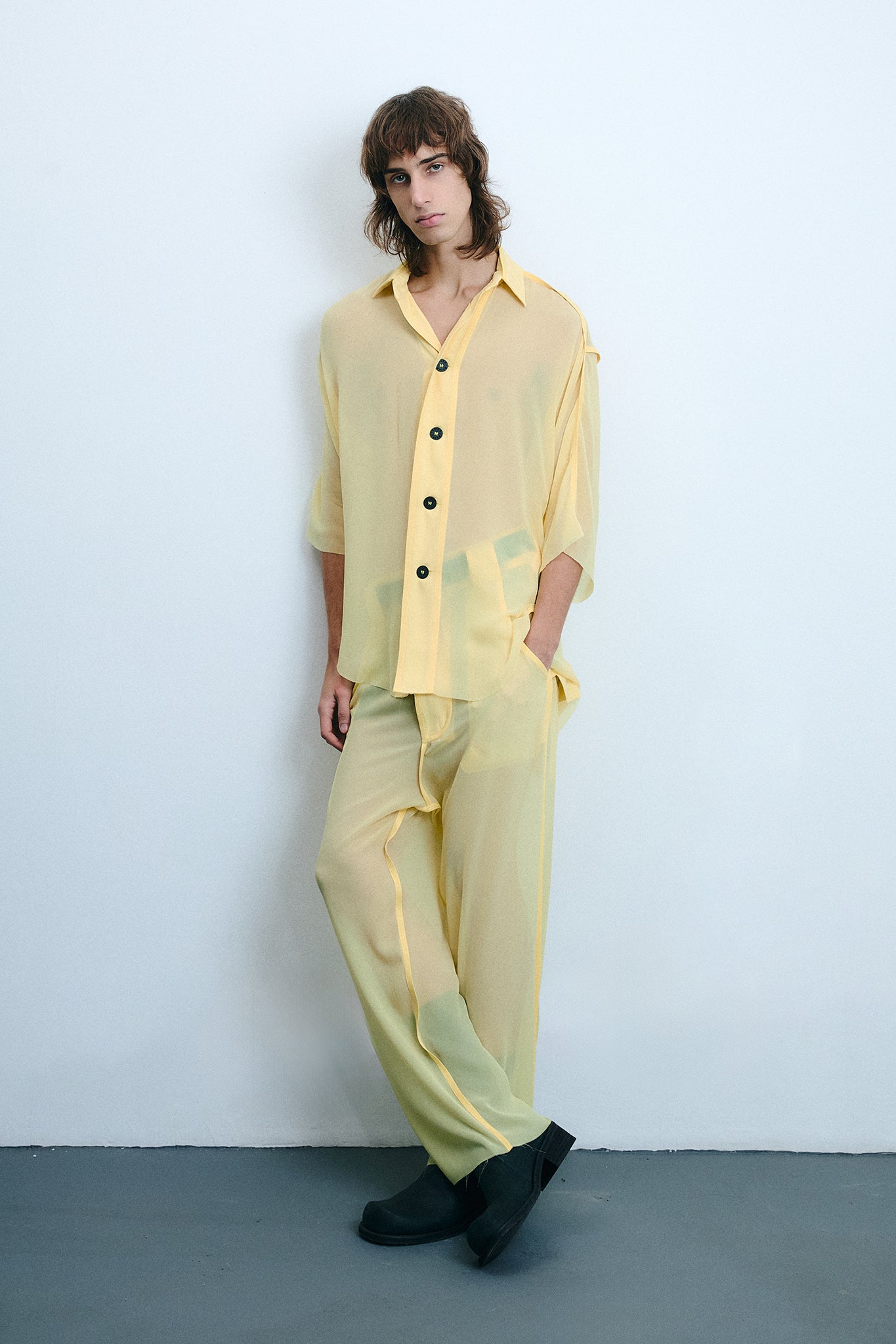 Camisa Oversized em Seda - Amarelo
