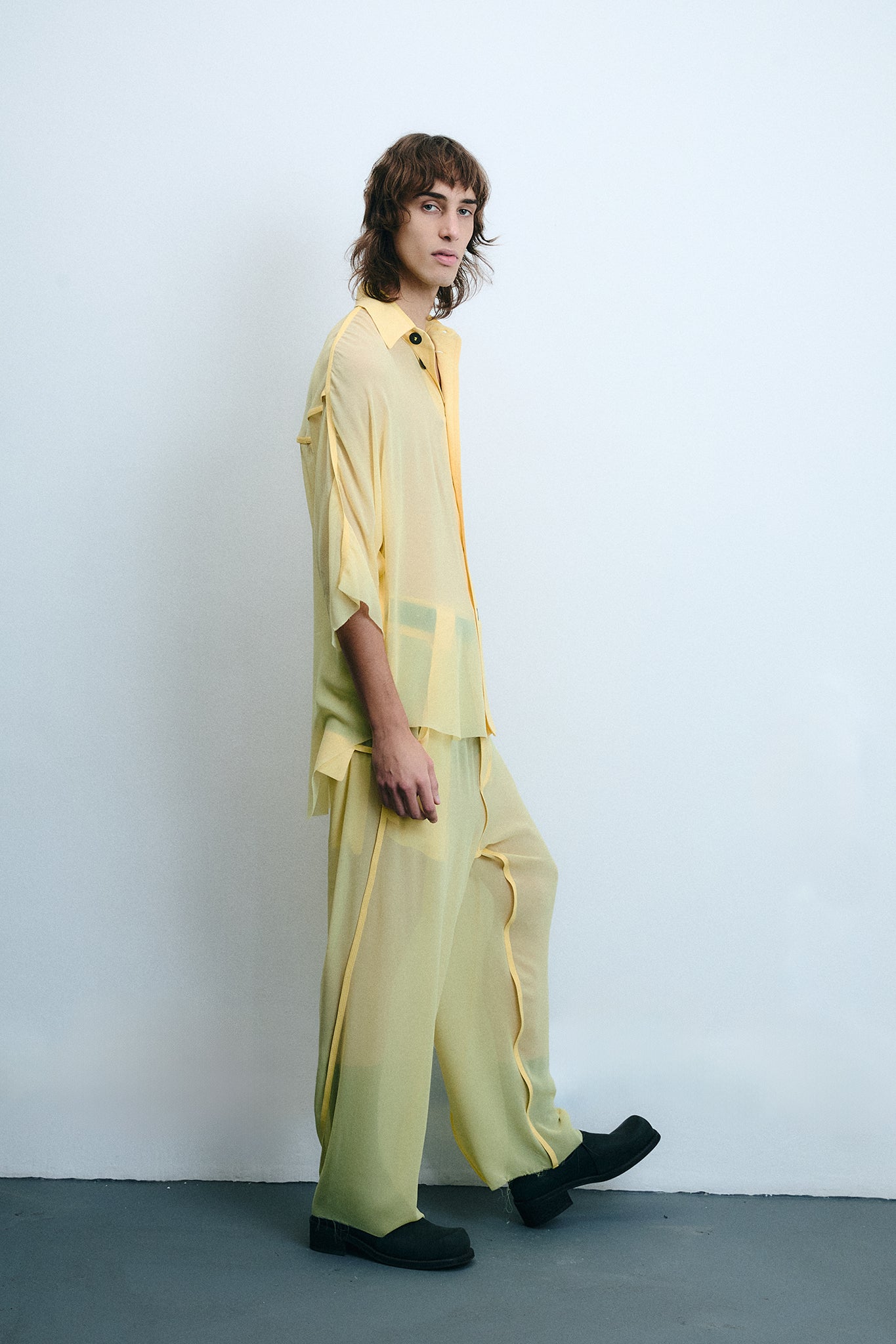 Camisa Oversized em Seda - Amarelo