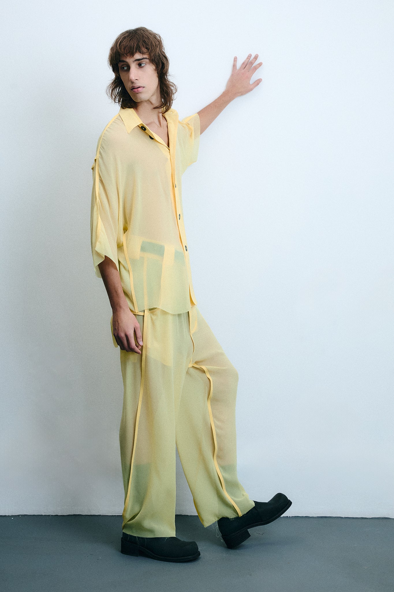 Camisa Oversized em Seda - Amarelo