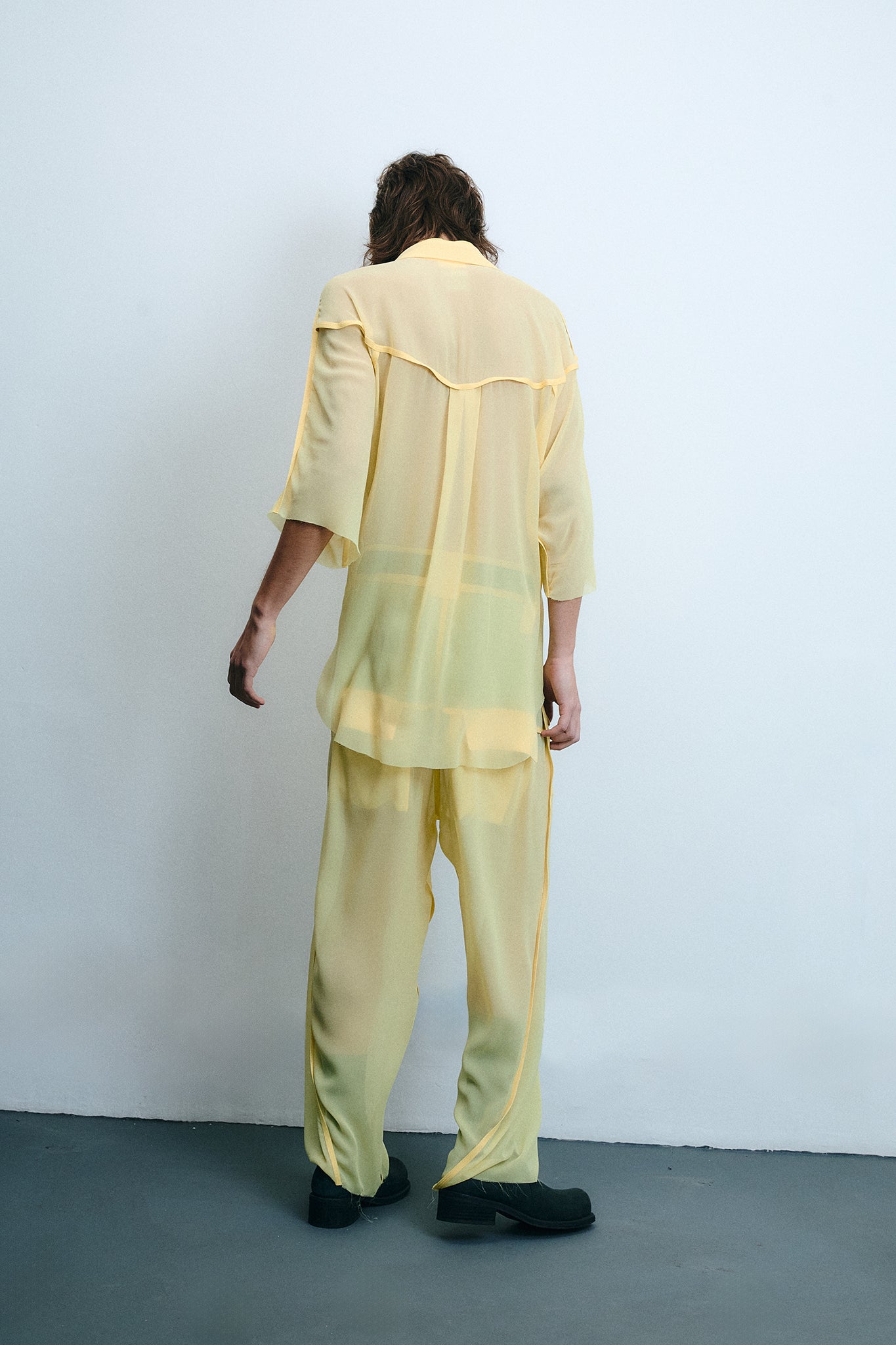 Calça Ampla de Seda - Amarelo