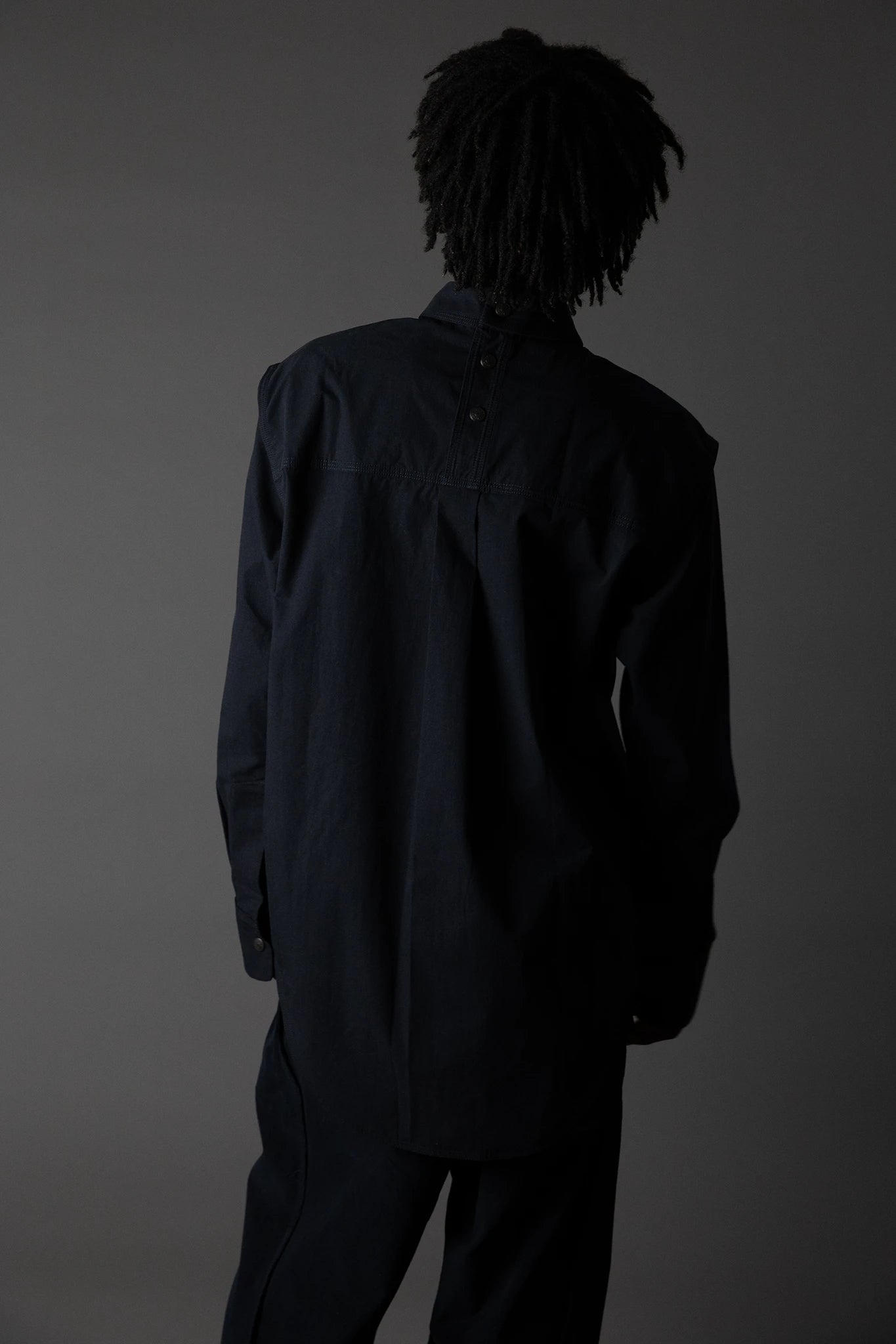 Camisa Gola Alta Botões Algodão - Preto