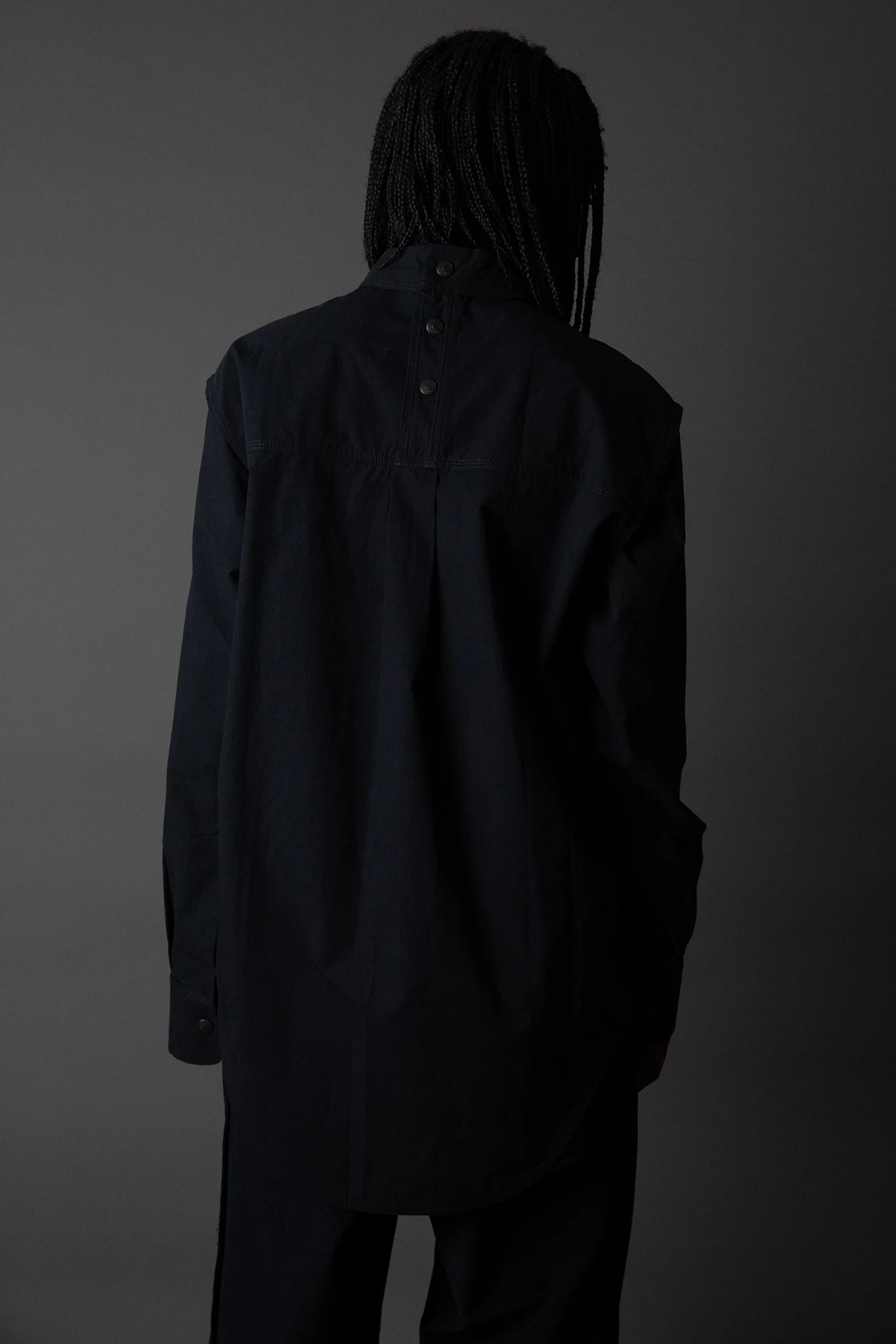 Camisa Gola Alta Botões Algodão - Preto